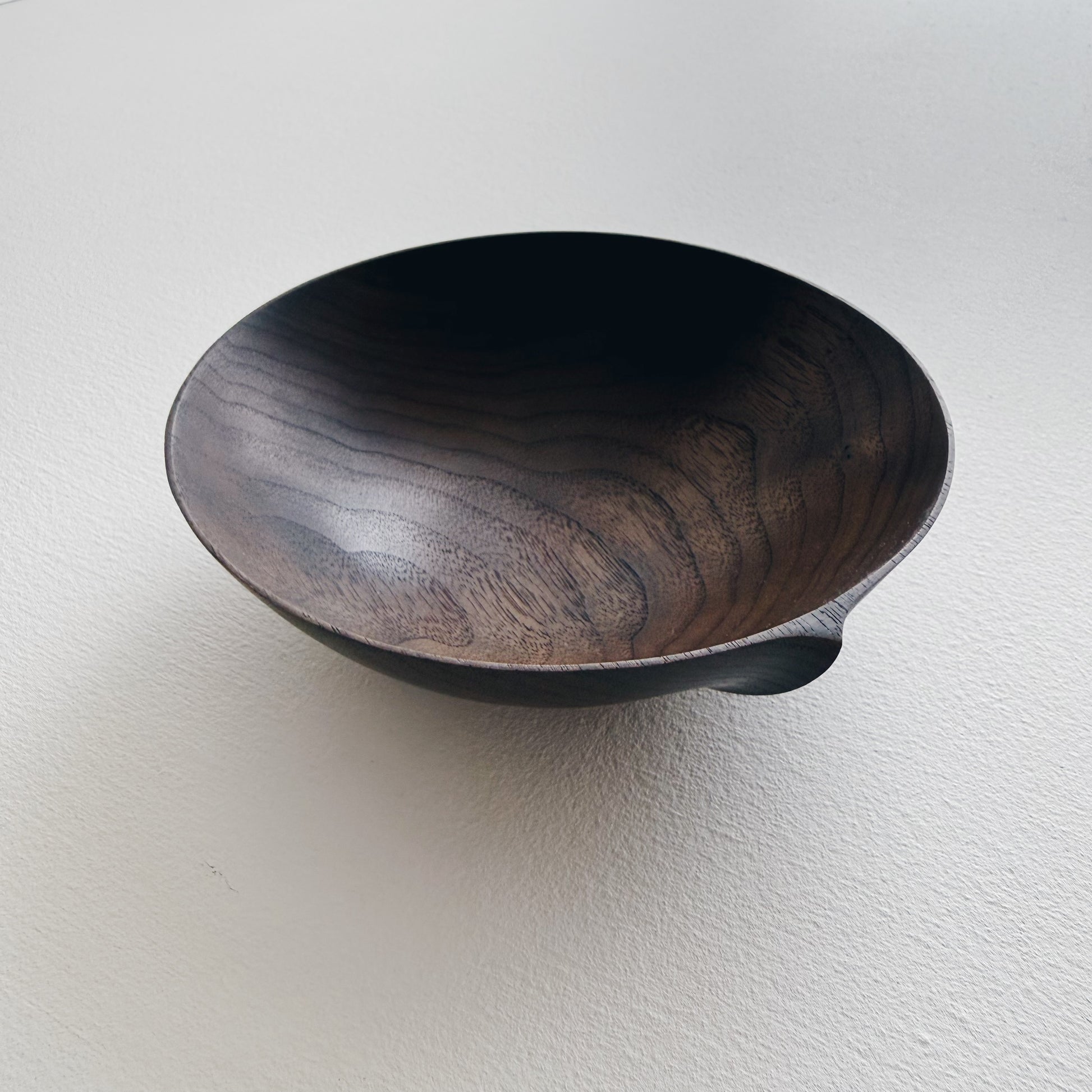 Bowl in vintage black walnut