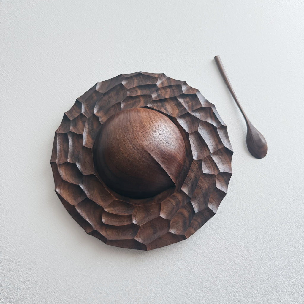 Dunes plate, bowl & spoon set in walnut