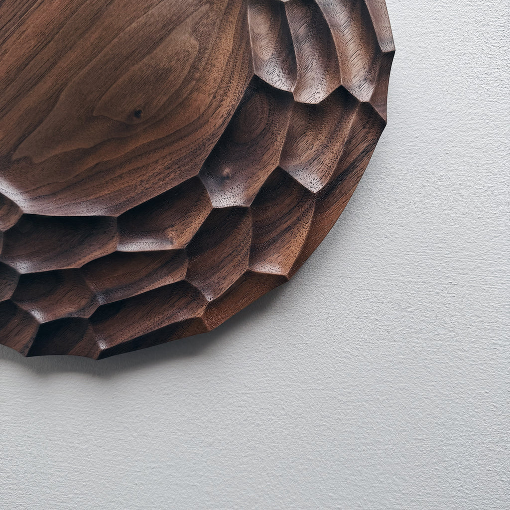 Dunes plate in walnut