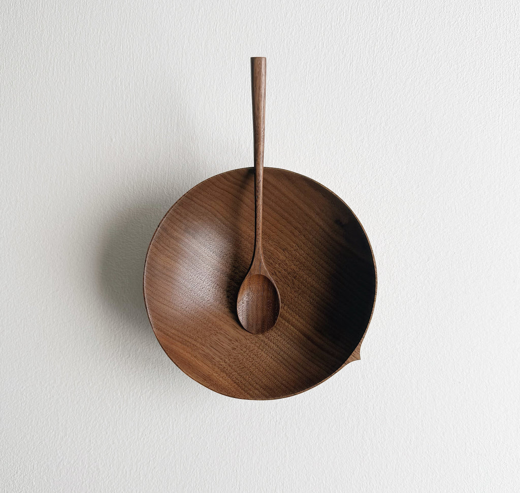 Eating bowl & spoon in tanned walnut