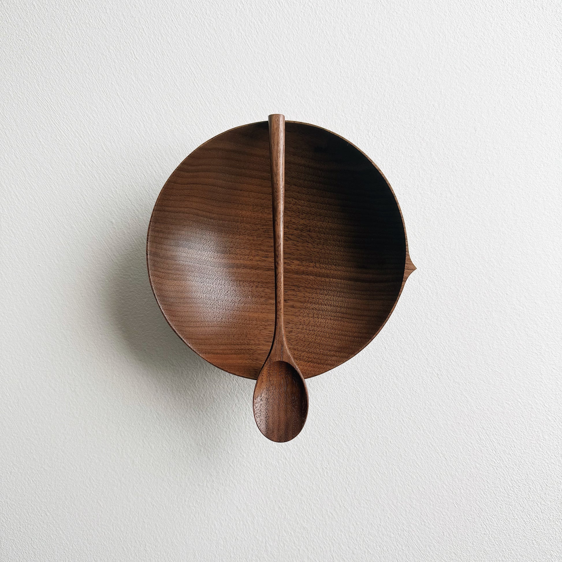 Eating bowl & spoon in tanned walnut