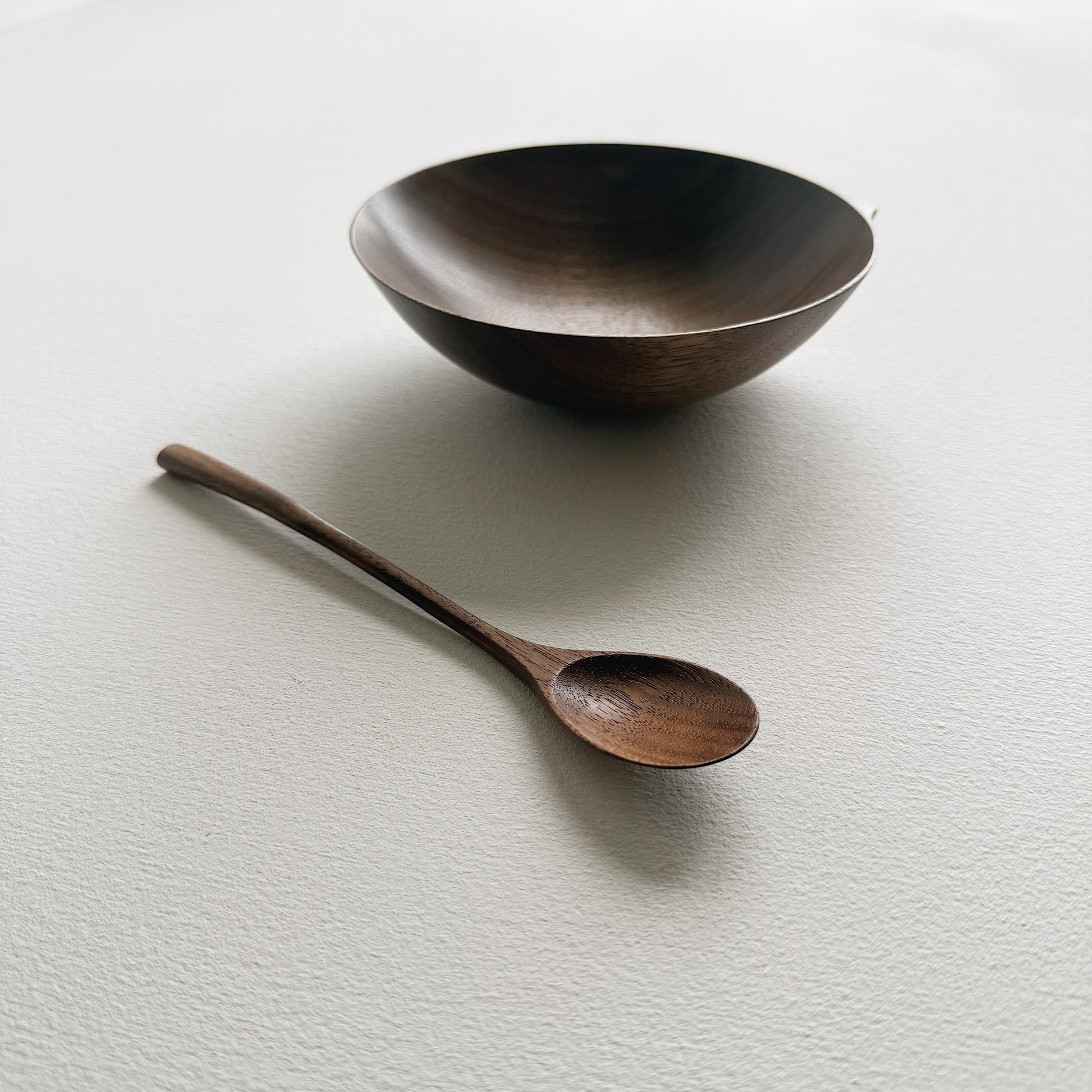 Eating bowl & spoon in tanned walnut