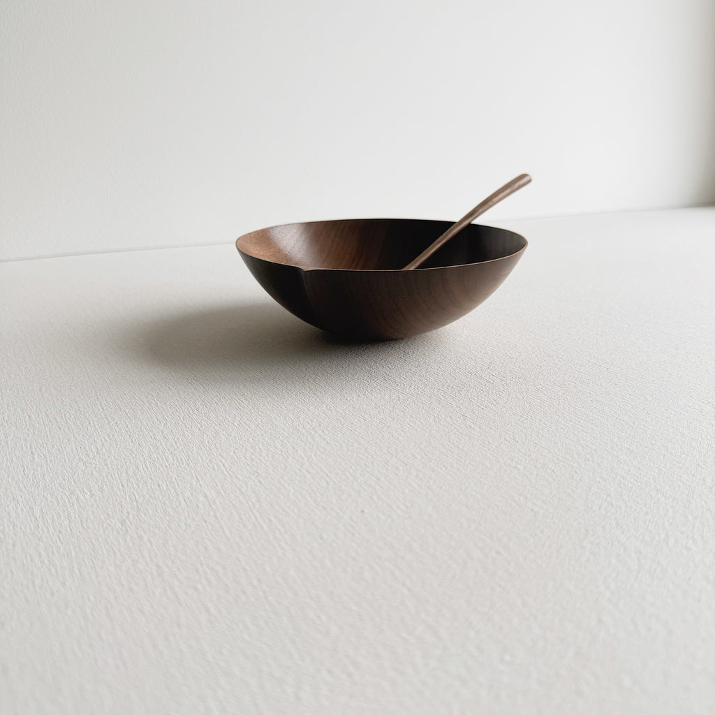 Eating bowl & spoon in tanned walnut