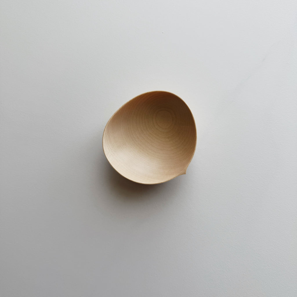 Mini oval bowl in sycamore