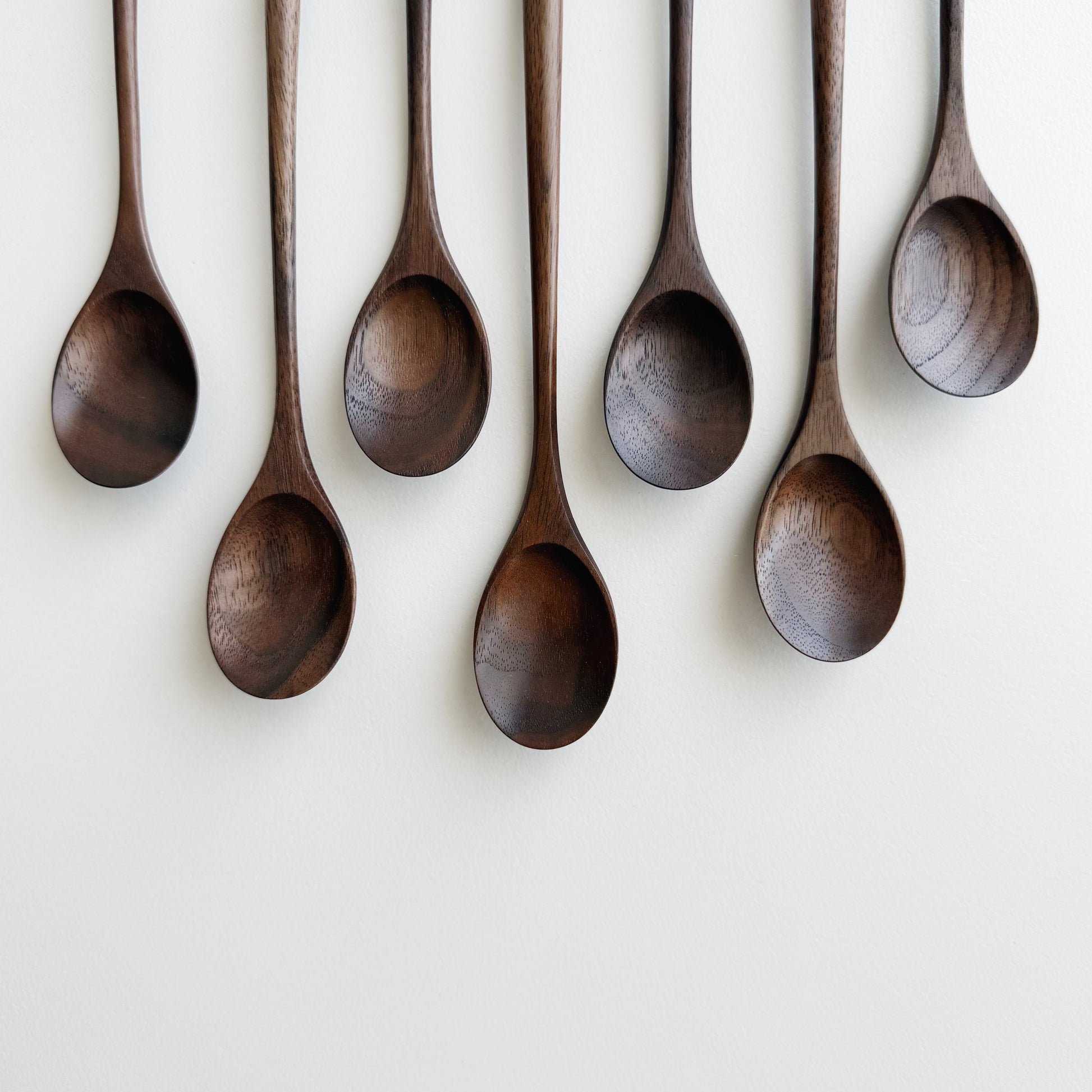 Oval eating spoon in walnut