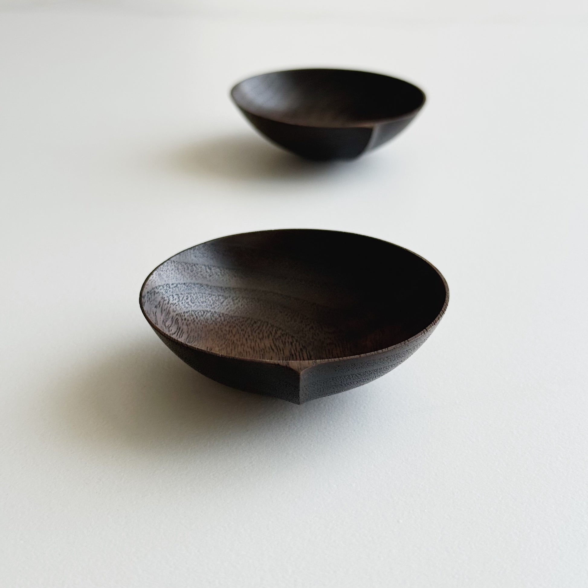 Pair of low pinch & put pots in vintage black walnut