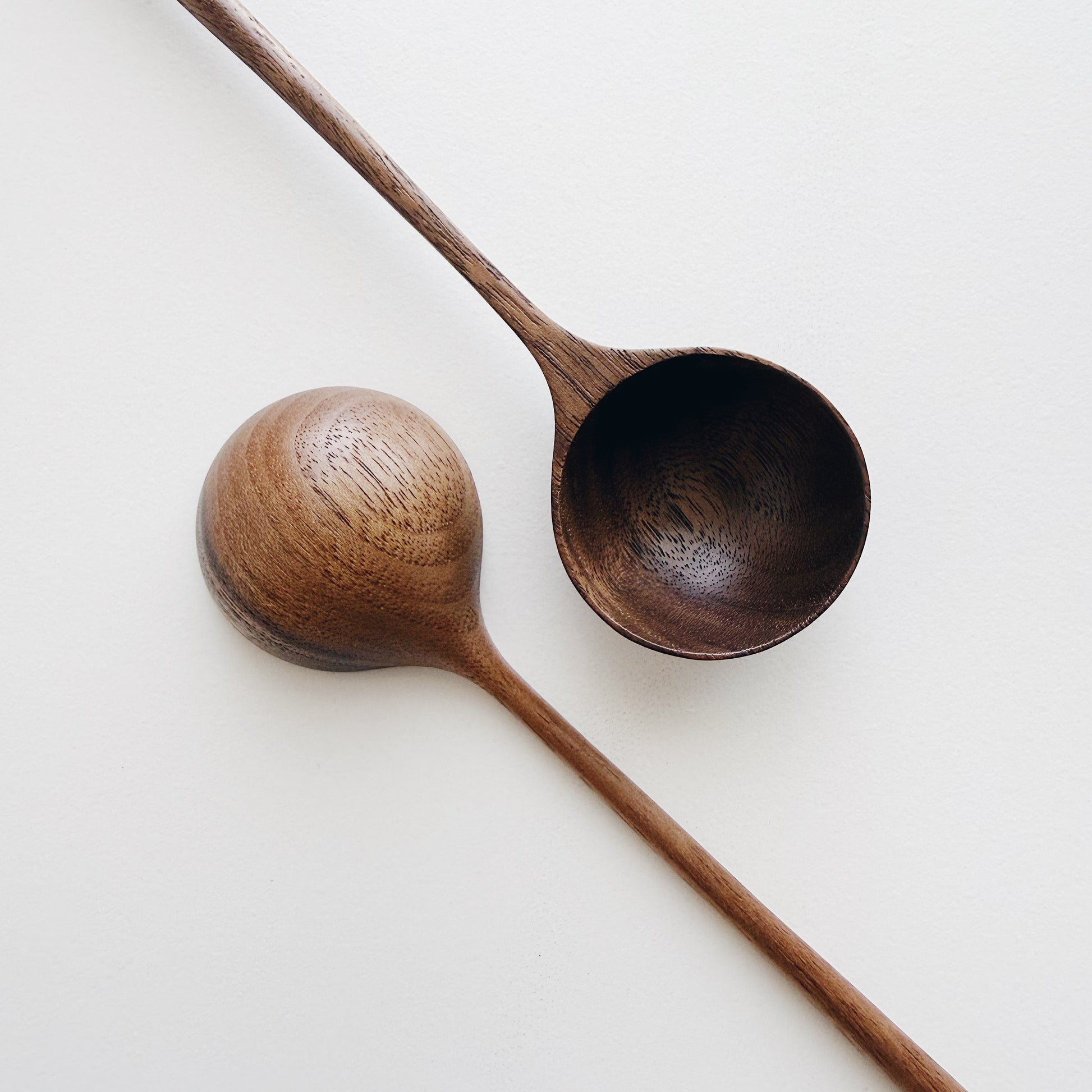 Pair of walnut long-stems