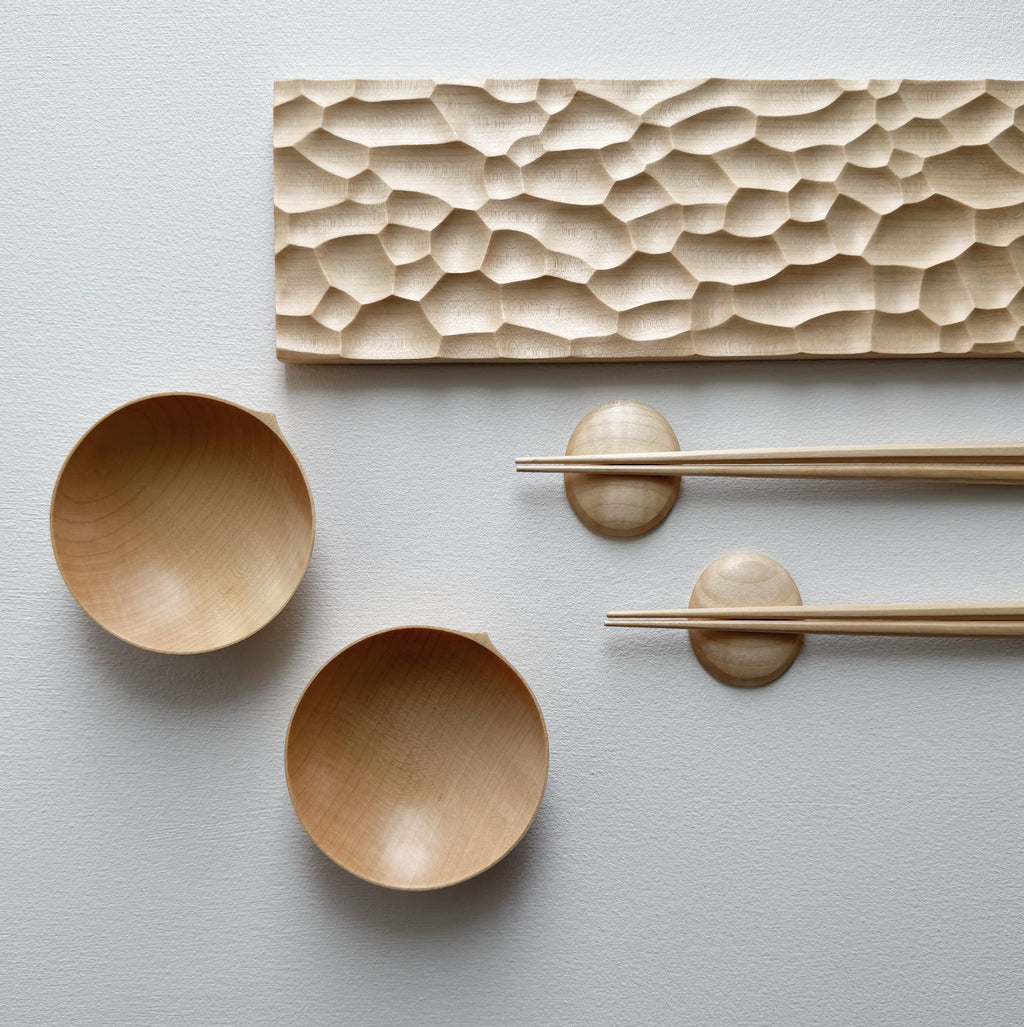 Sculpted long board eating set in sycamore