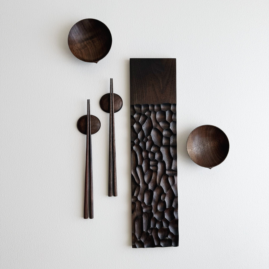 Sculpted long board eating set in vintage black walnut