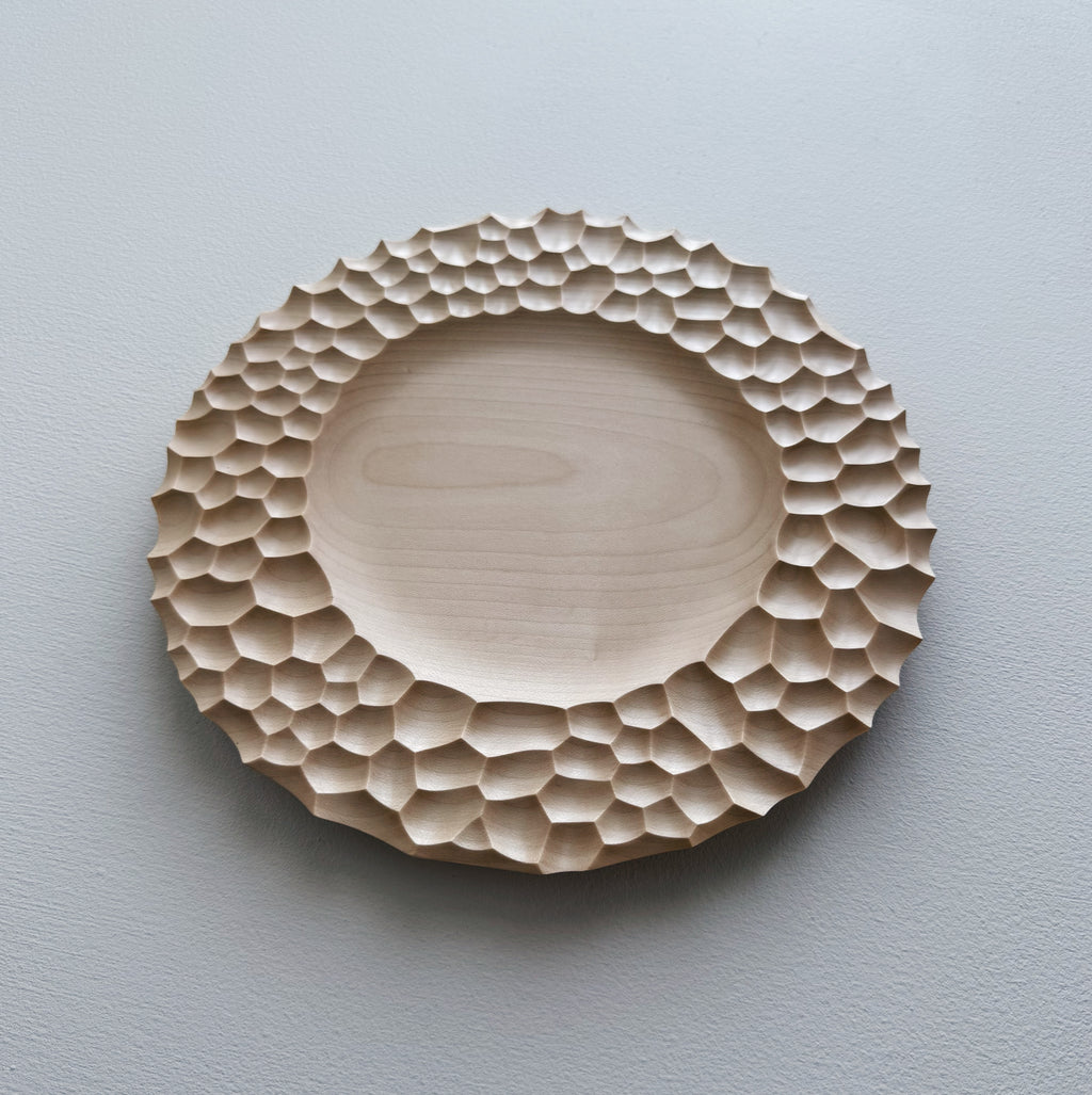 Craters plate in sycamore