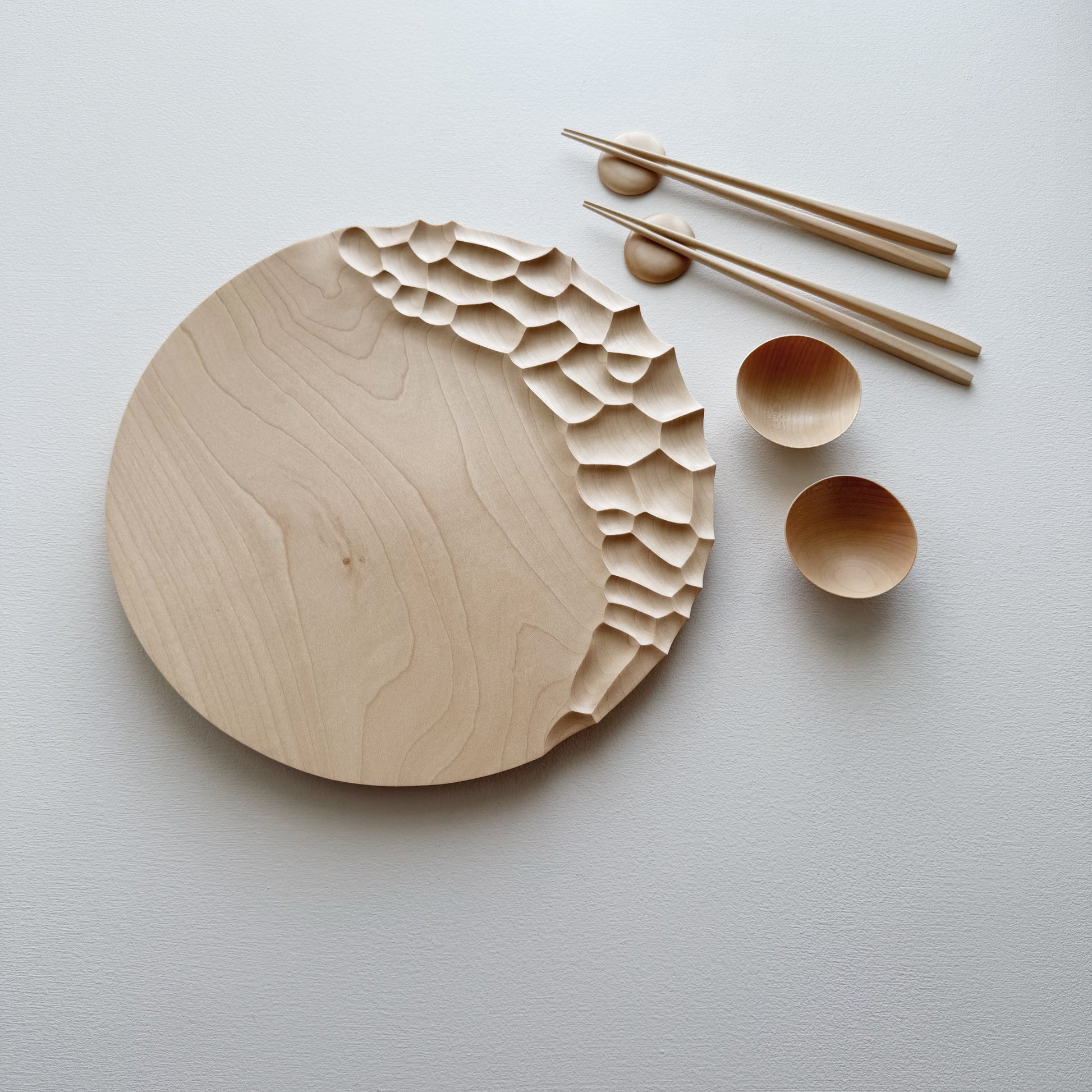 Large coast eating set in sycamore