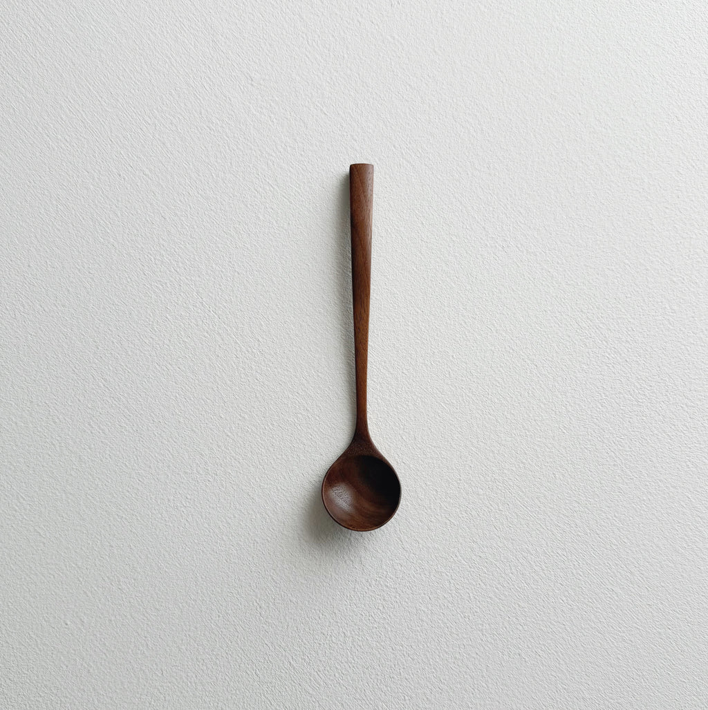 Small angled spoon in walnut