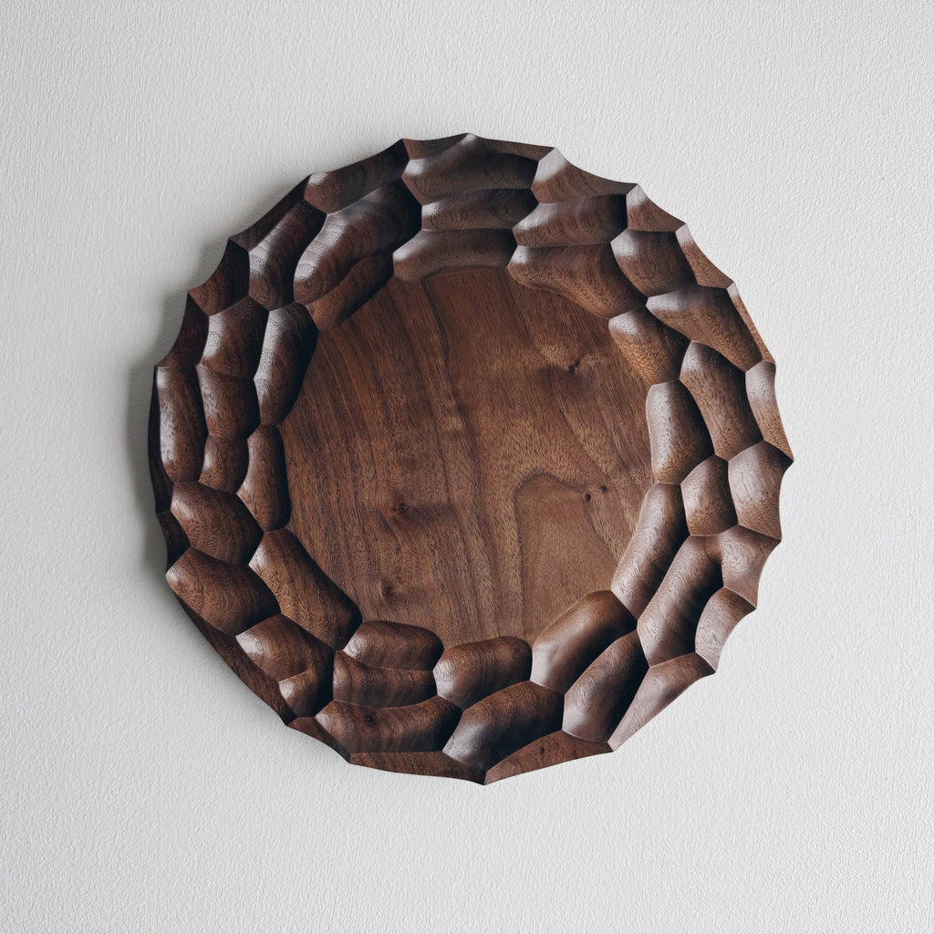 Small dunes board in walnut