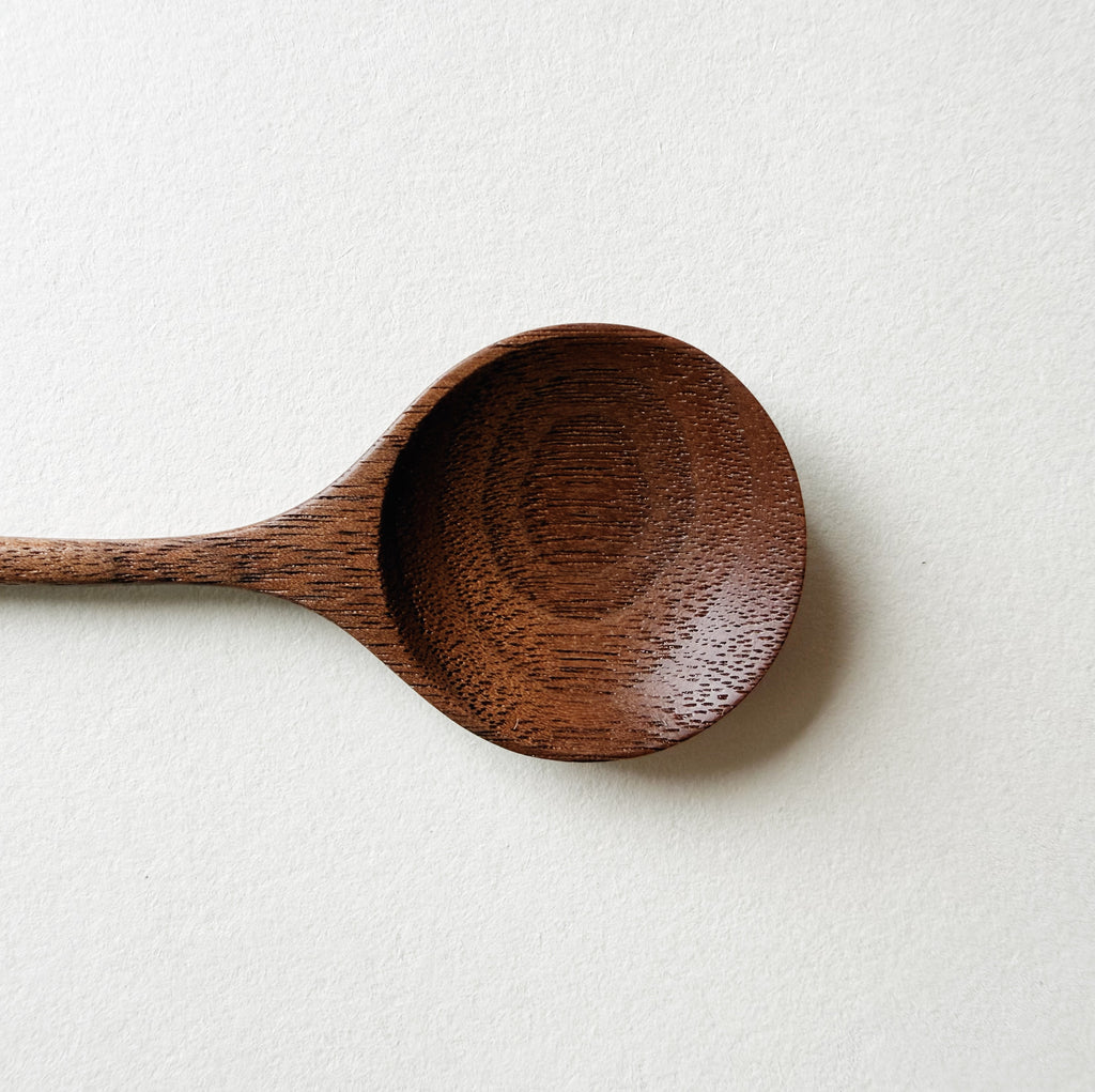 Small Curvy Eating Spoon In Tanned Walnut