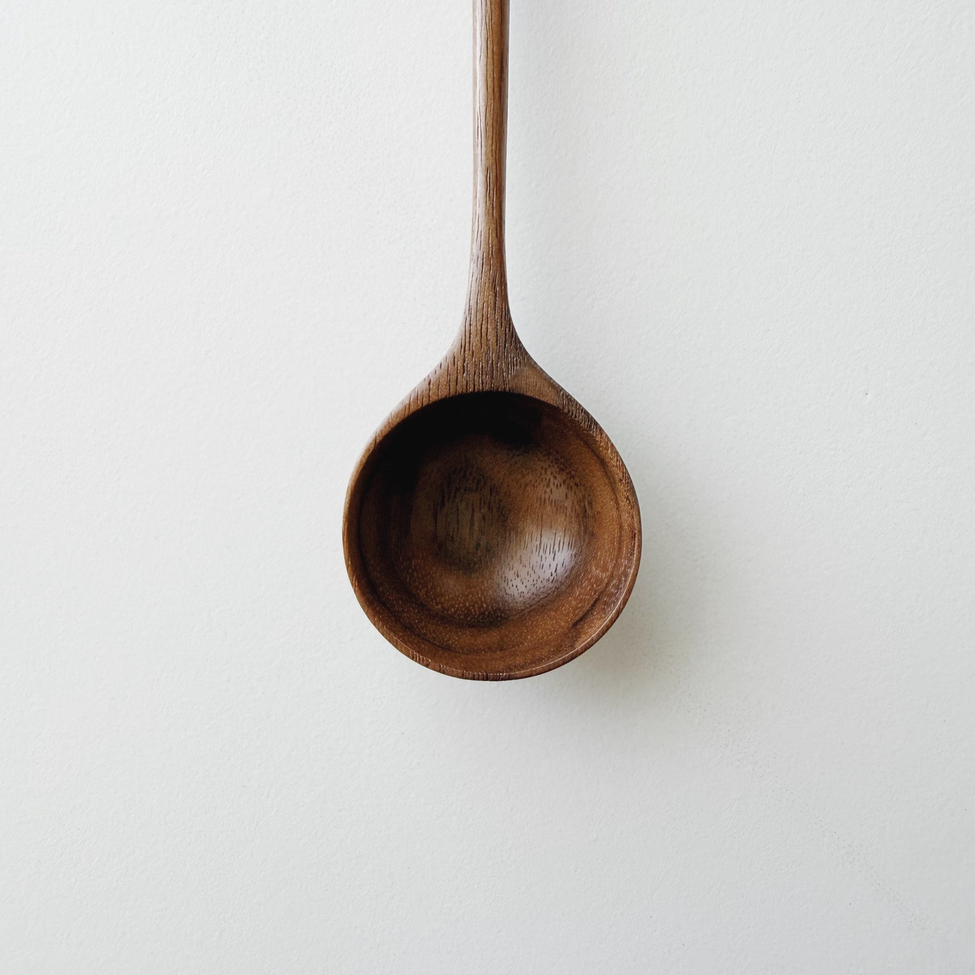 Tanned walnut long-stem