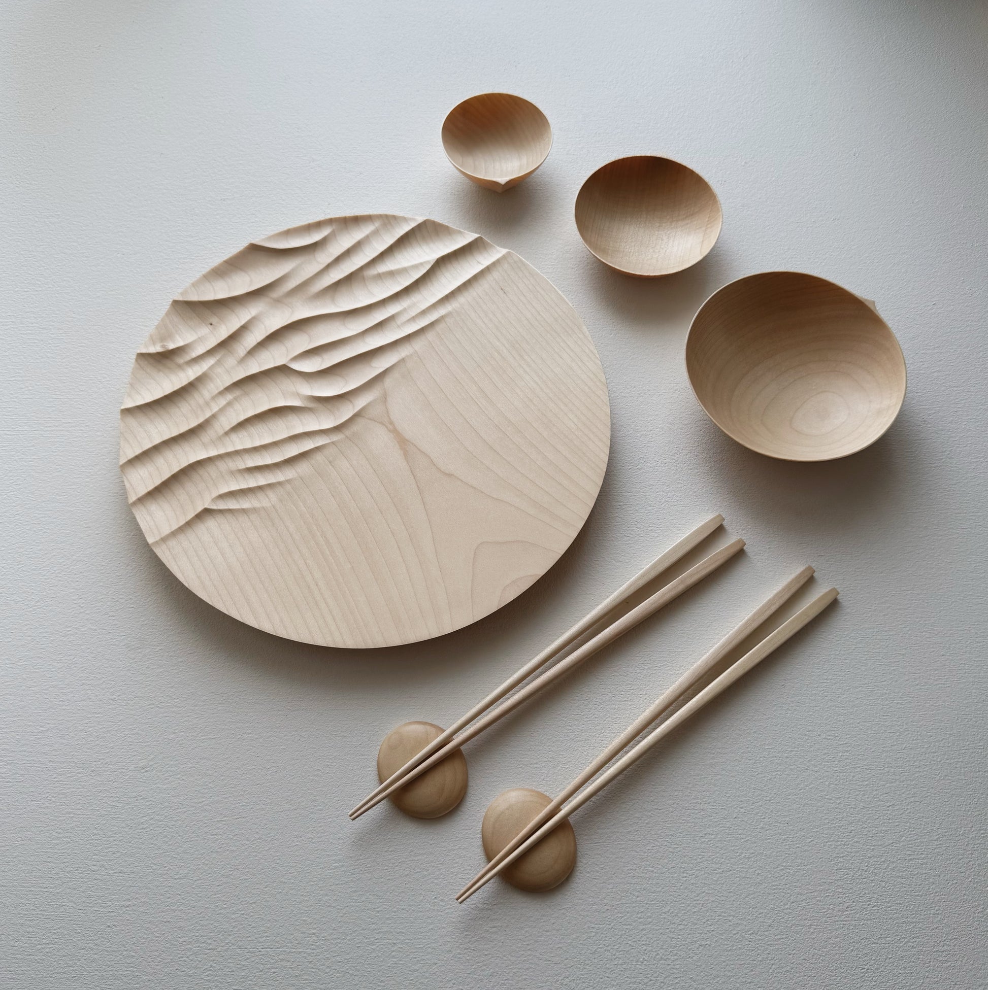 To the water eating set in sycamore
