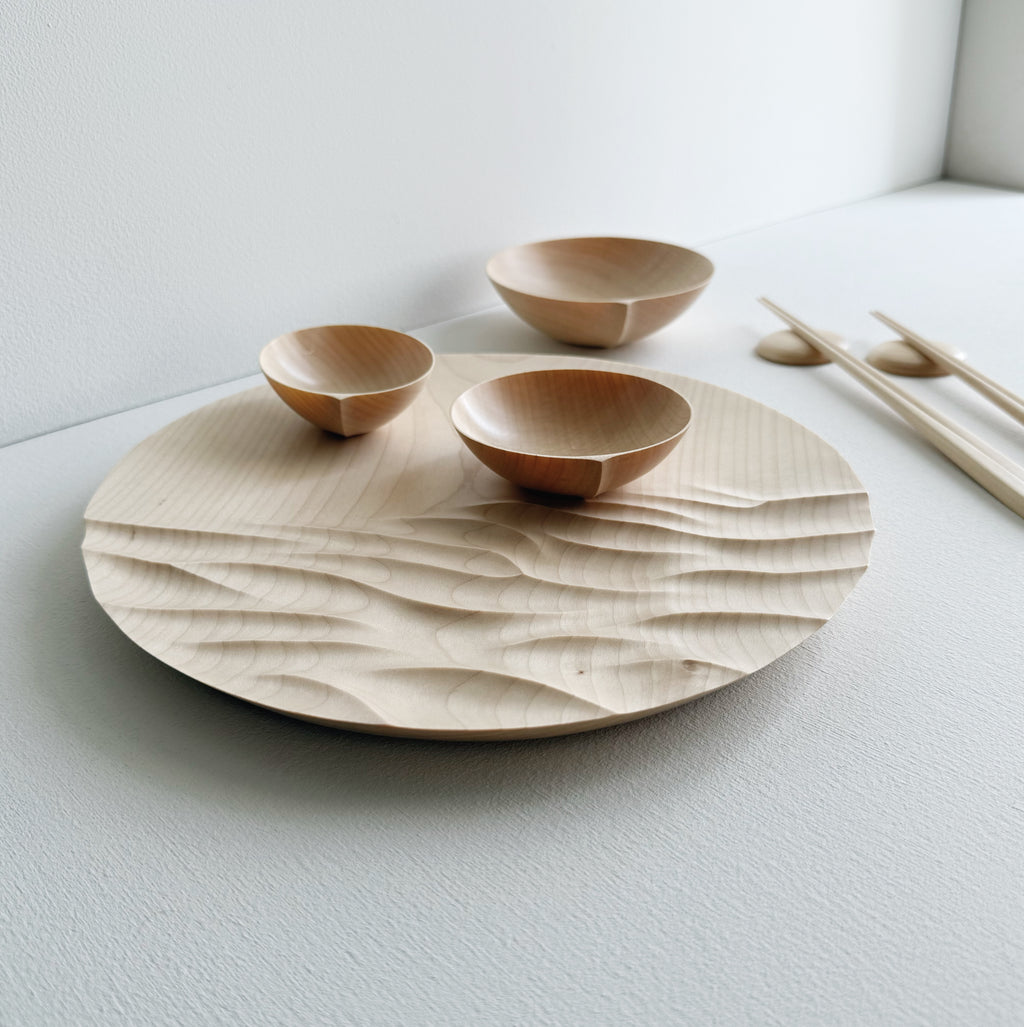 To the water eating set in sycamore