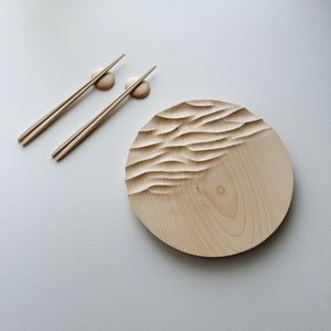 To the water plate & chopsticks set