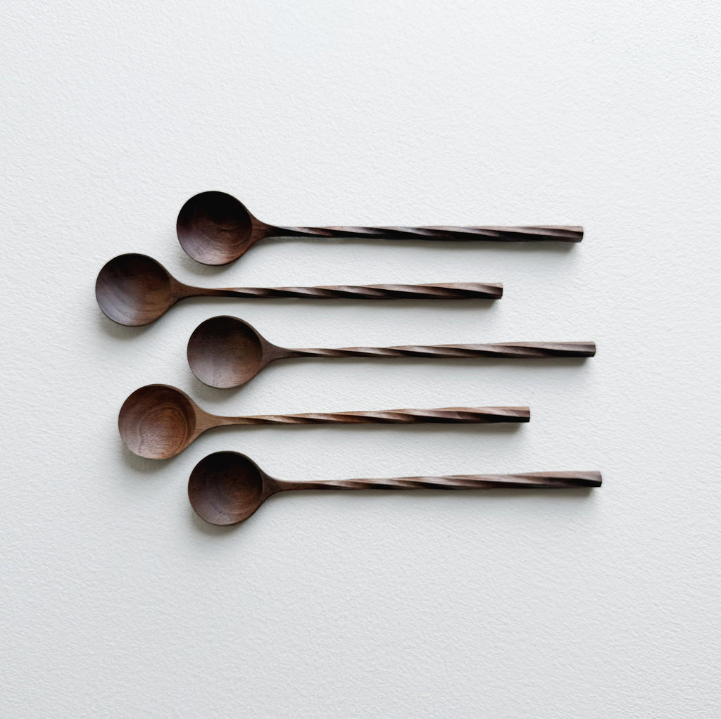 Twisted spoon in walnut