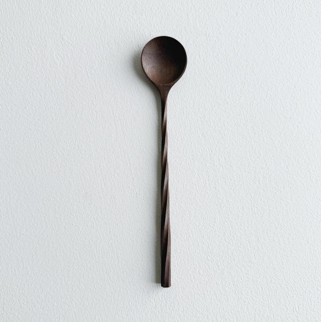 Twisted spoon in walnut