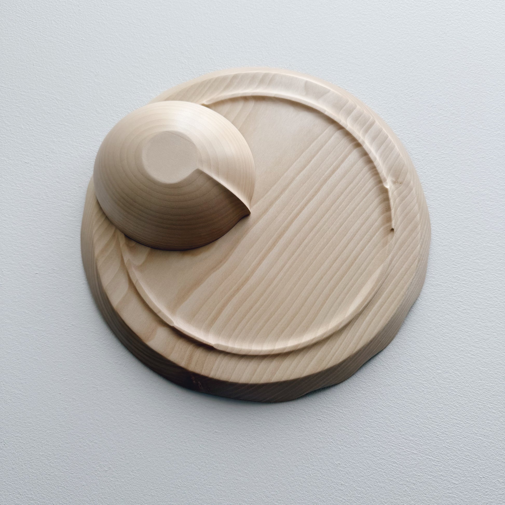 Wavy plate & bowl set in sycamore