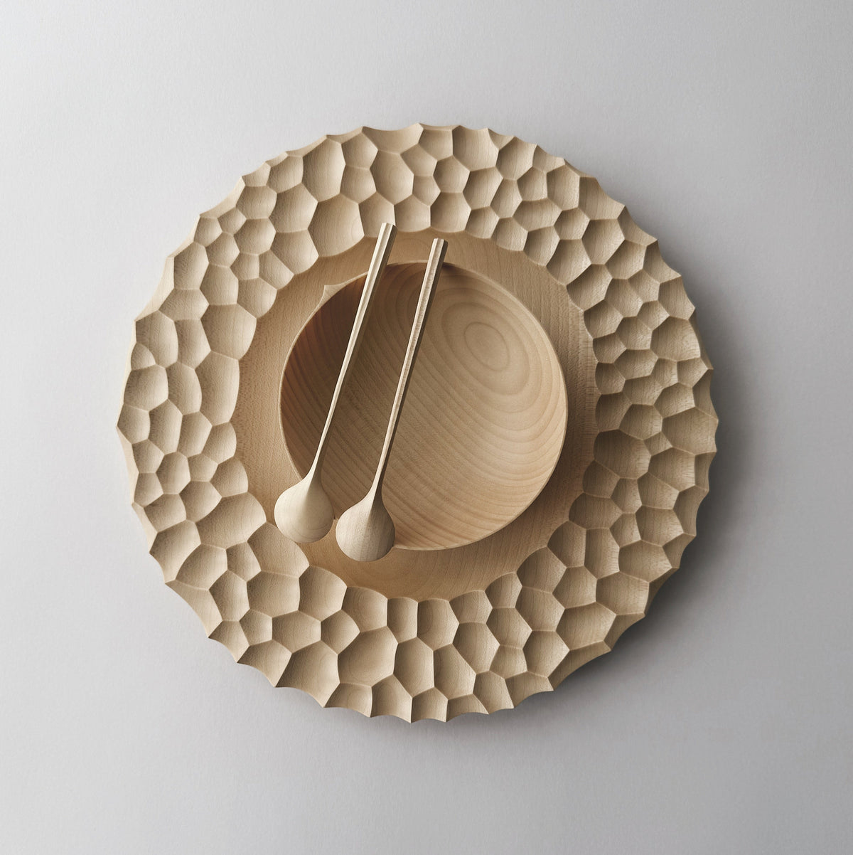 Medium crater plate, bowl & spoons set in sycamore