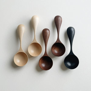 Curvy scoop