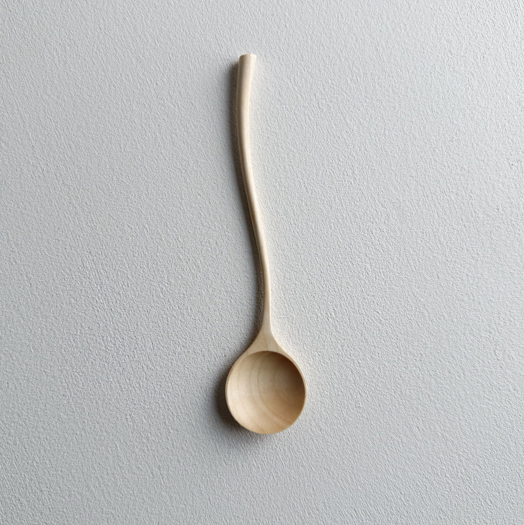 Curvy spoon
