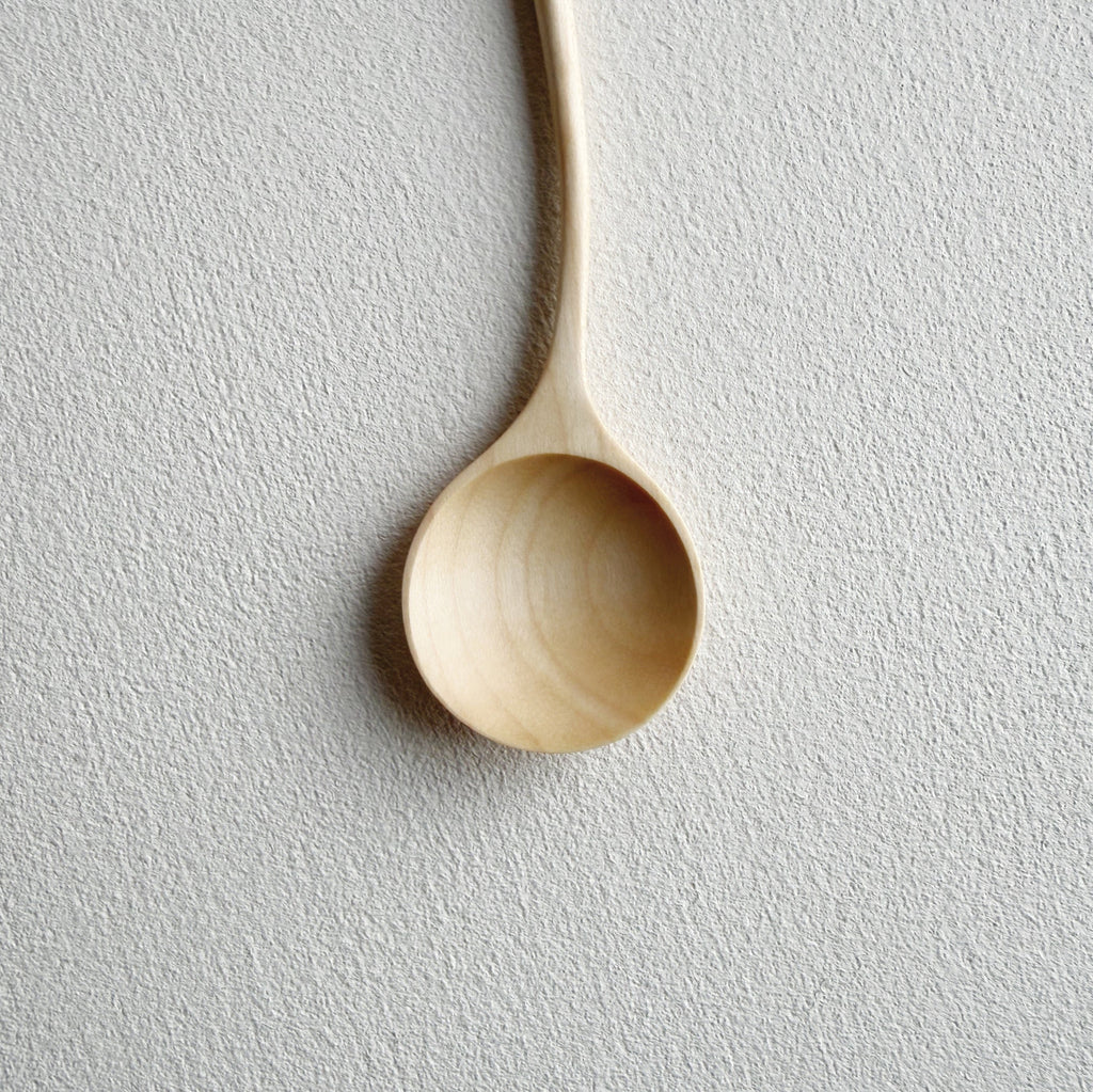 Curvy spoon