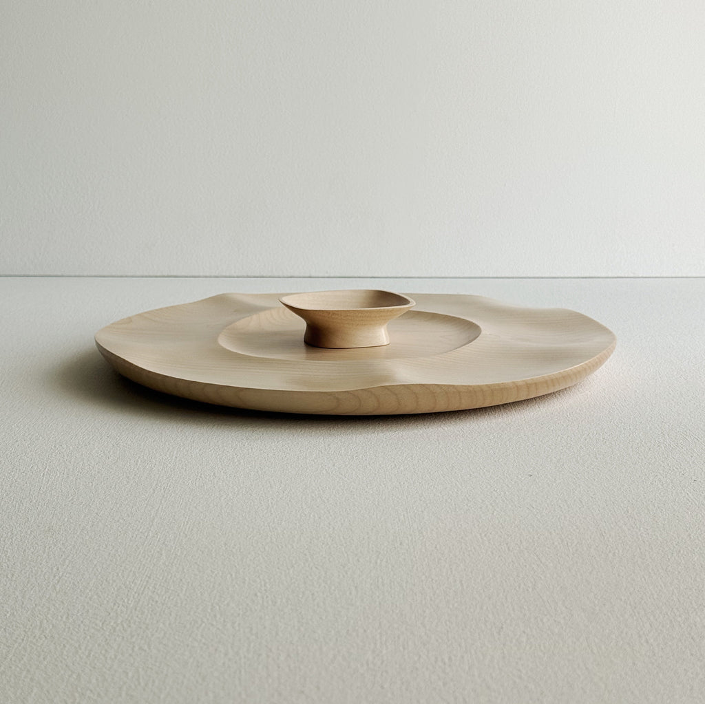 Landed set in sycamore