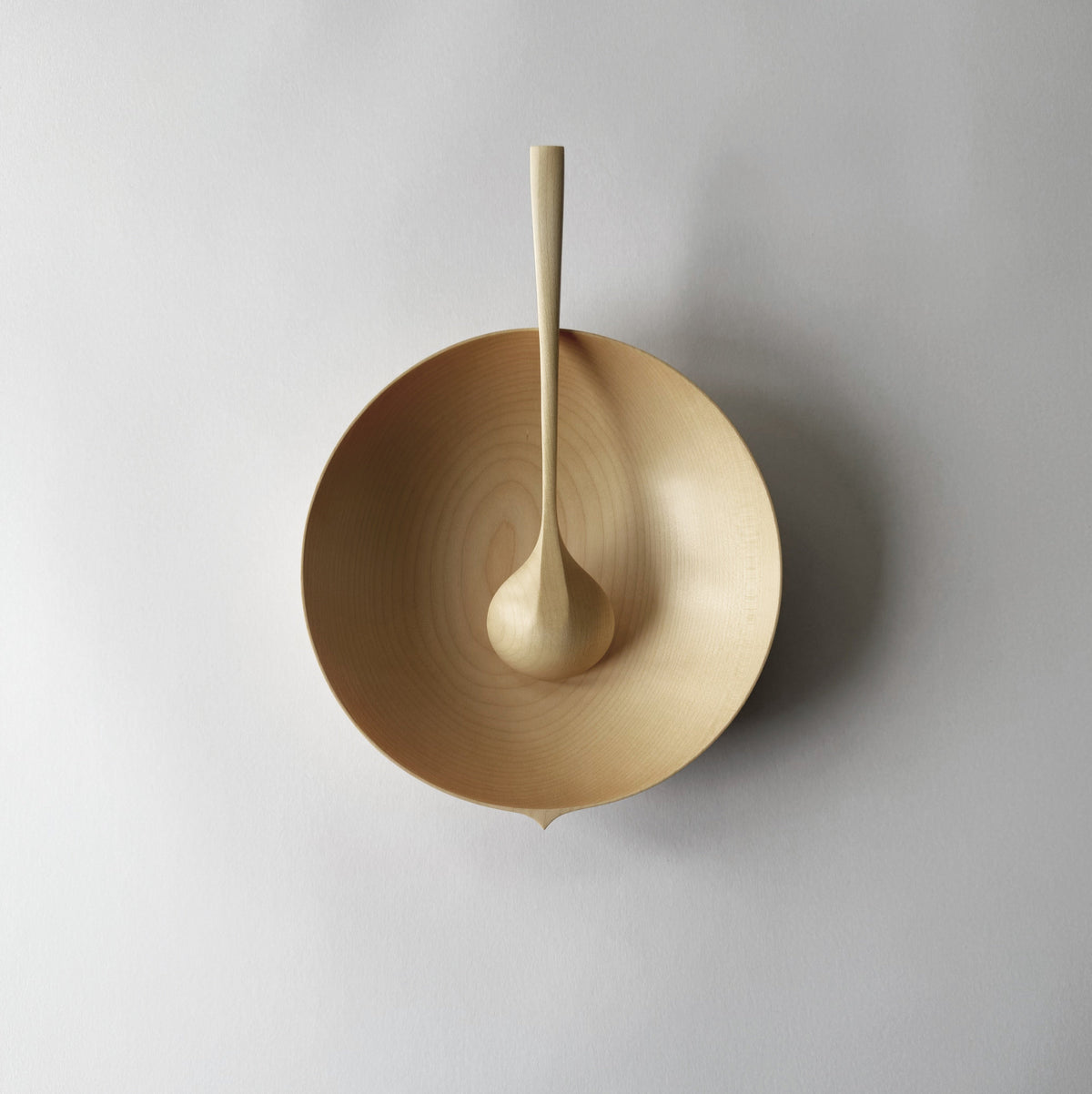 Large bowl & spoon set in sycamore