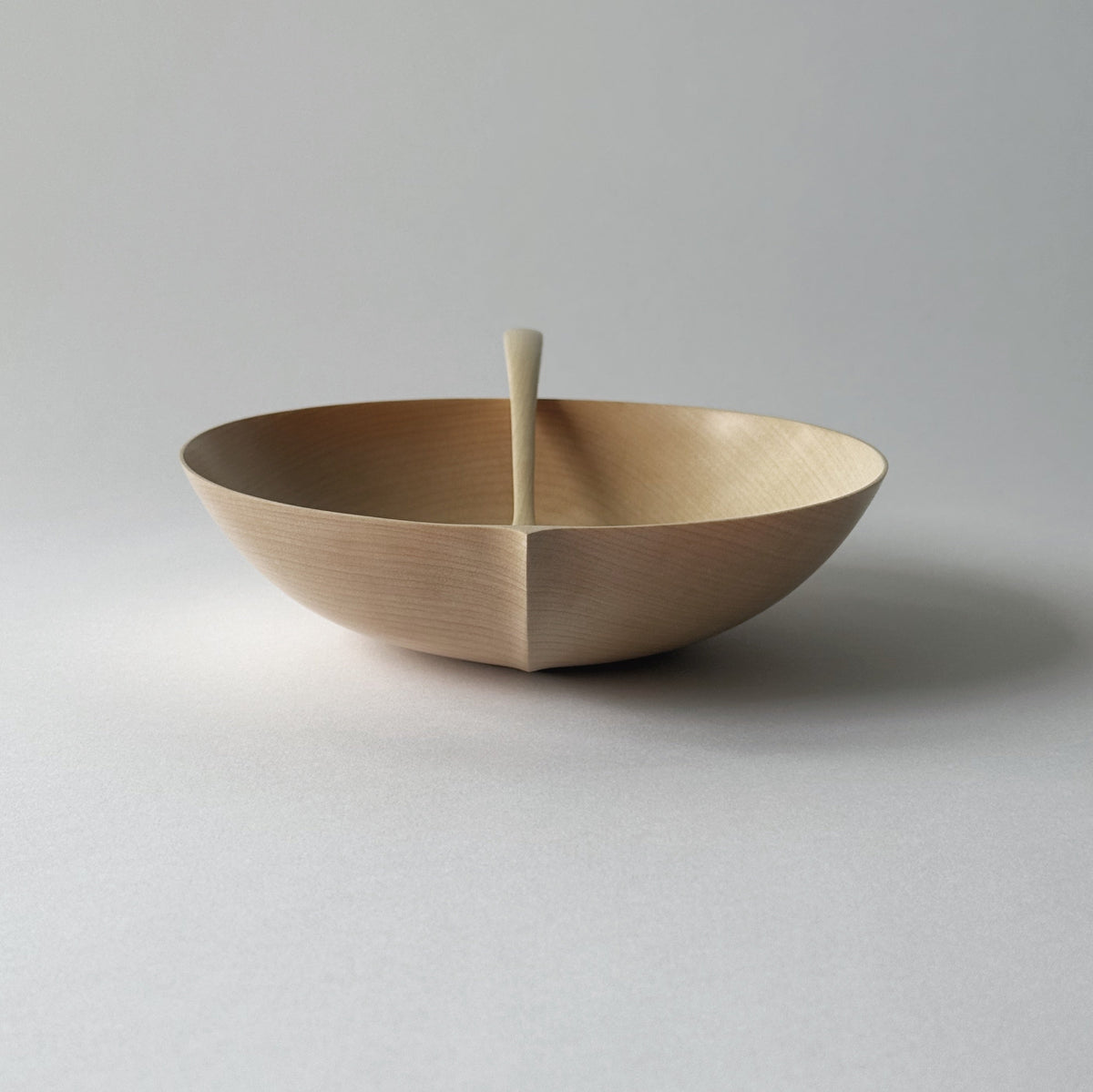 Large bowl & spoon set in sycamore