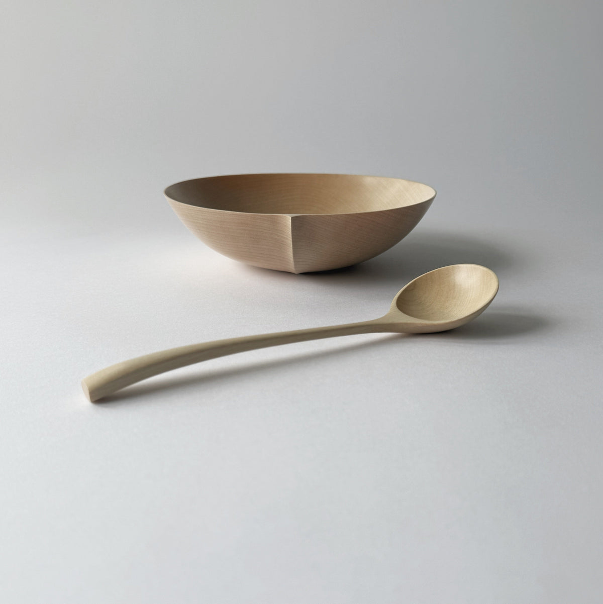 Large bowl & spoon set in sycamore