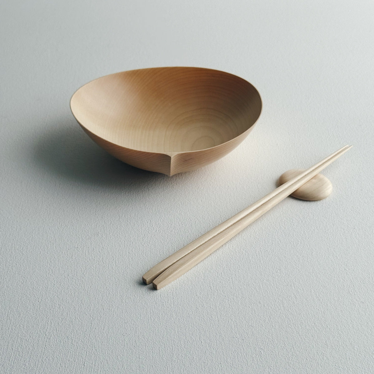 Large oval bowl & chopsticks set in sycamore