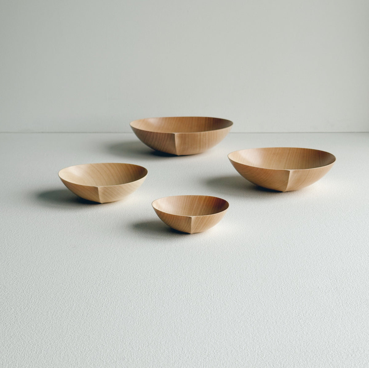 Oval nesting bowls in sycamore - set of four
