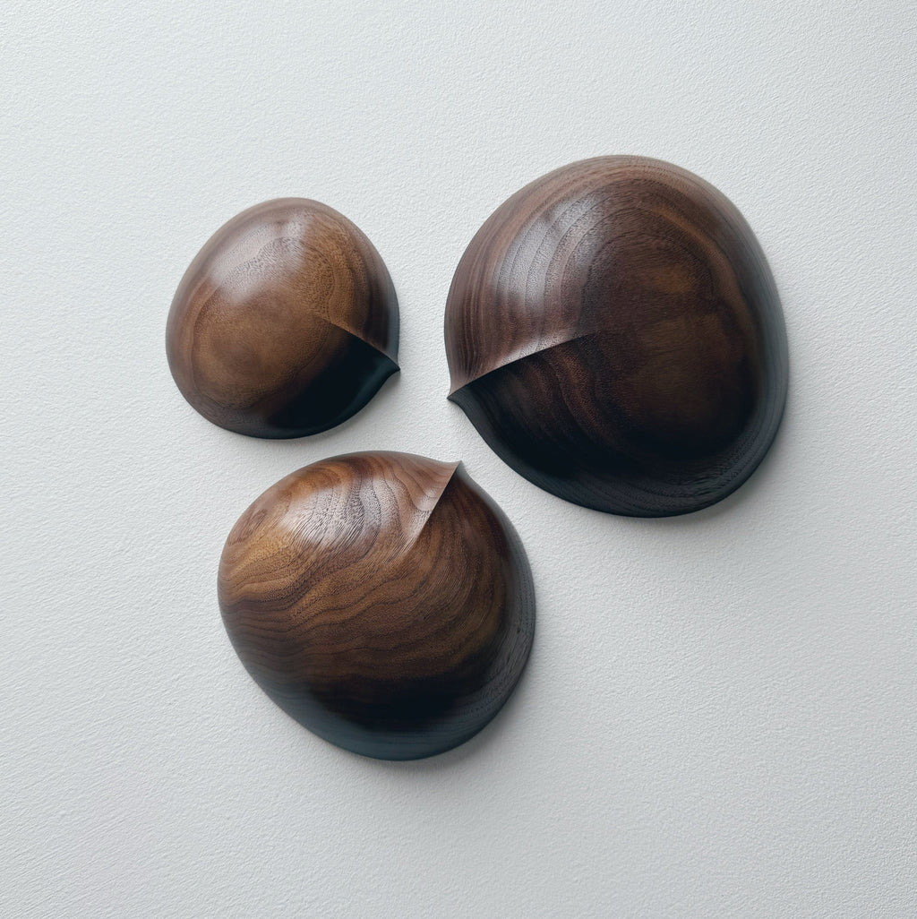Oval nesting bowls in walnut - set of three
