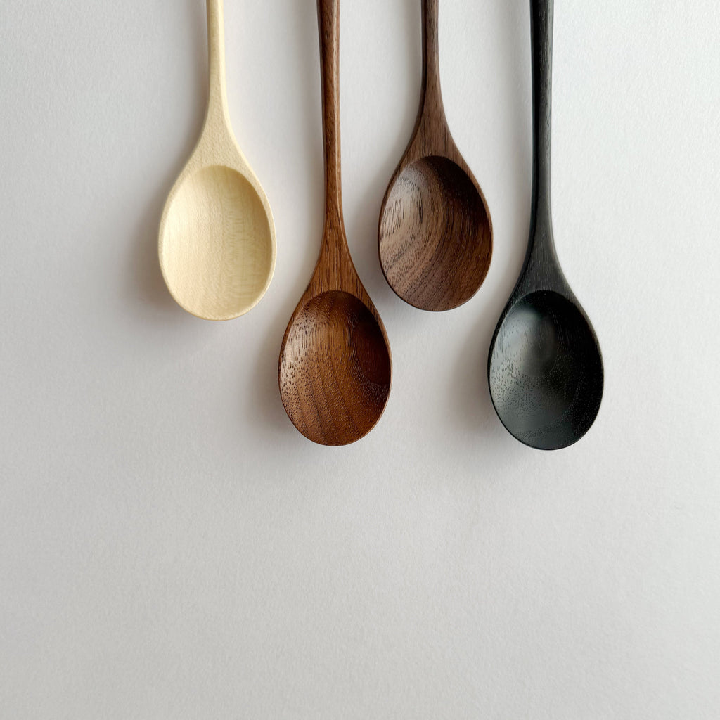 Oval spoon