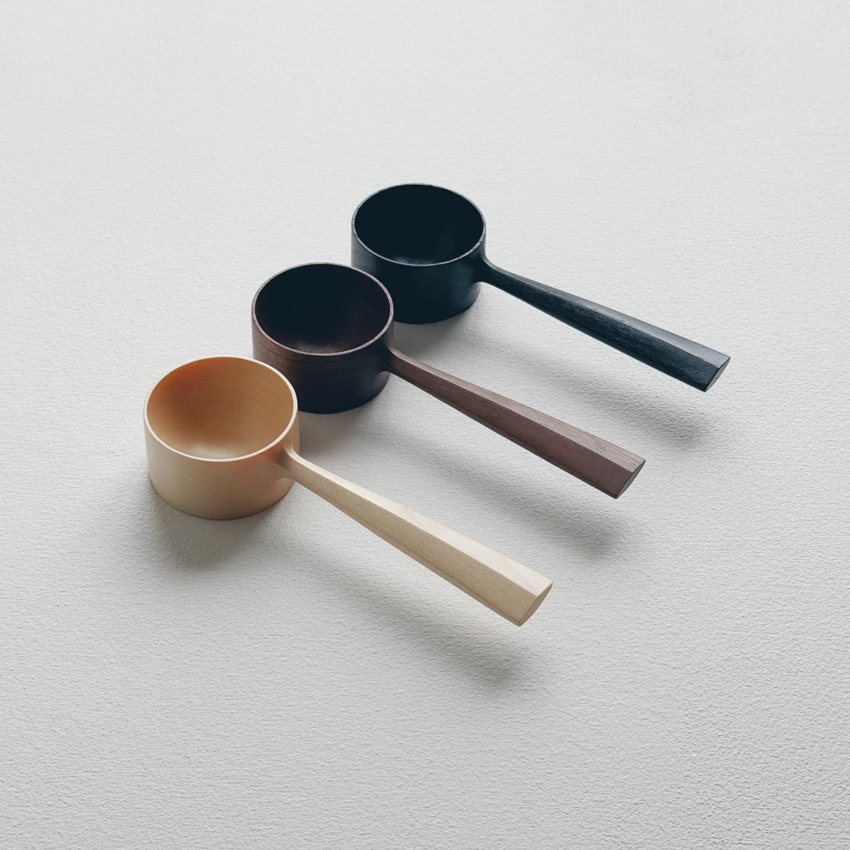 Pan scoop