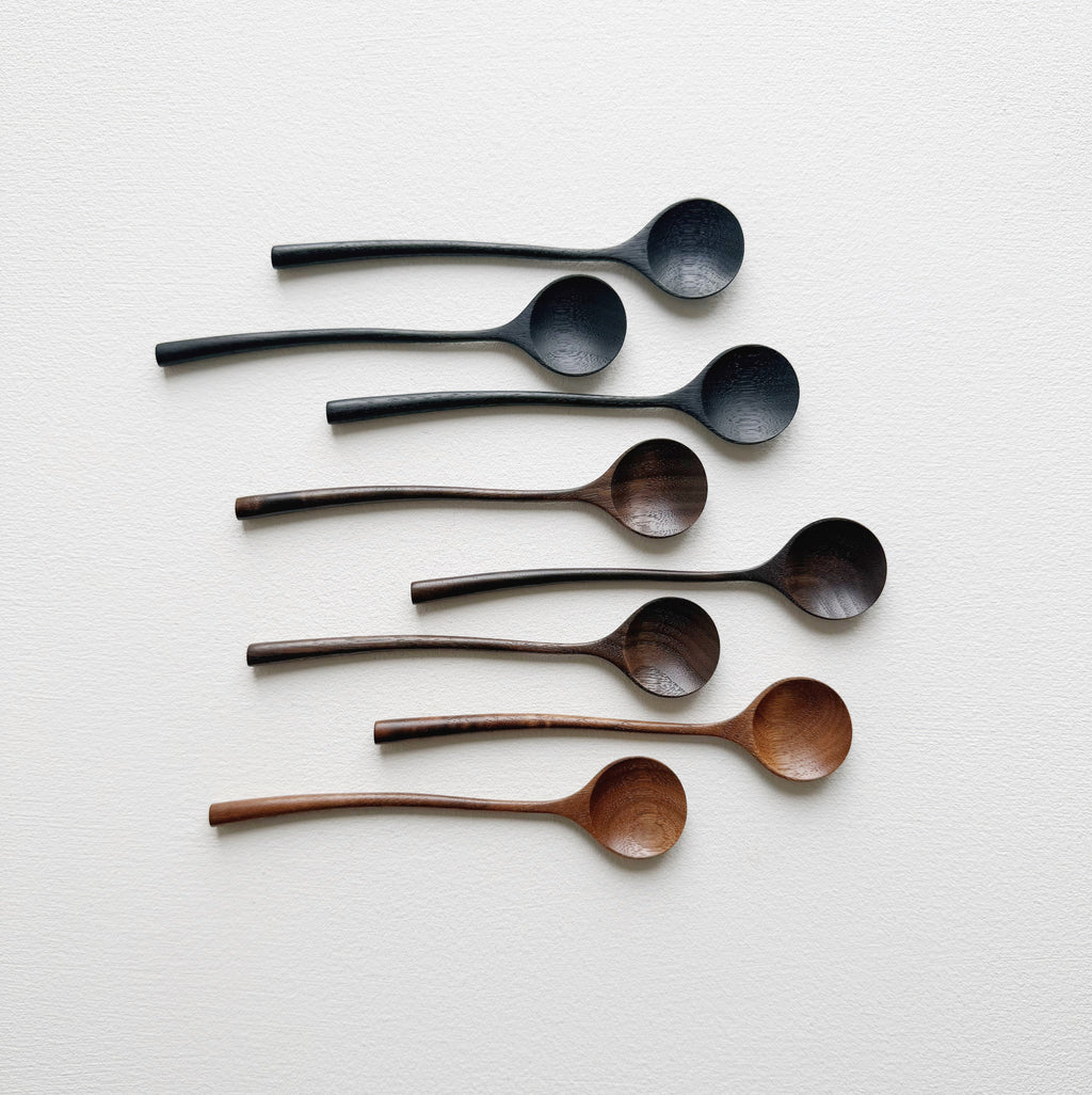 Small curvy spoon