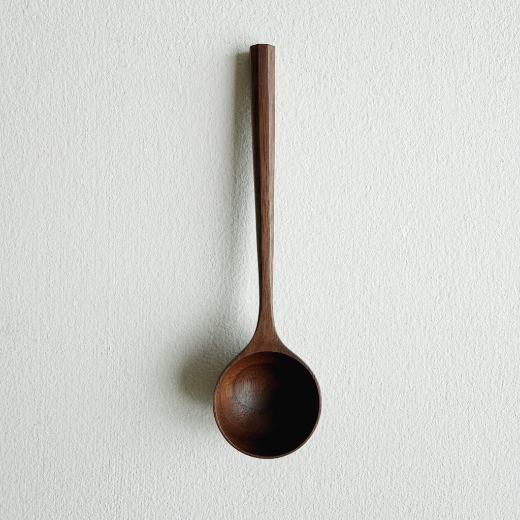 Medium moon scoop