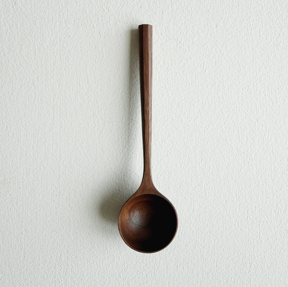Medium moon scoop