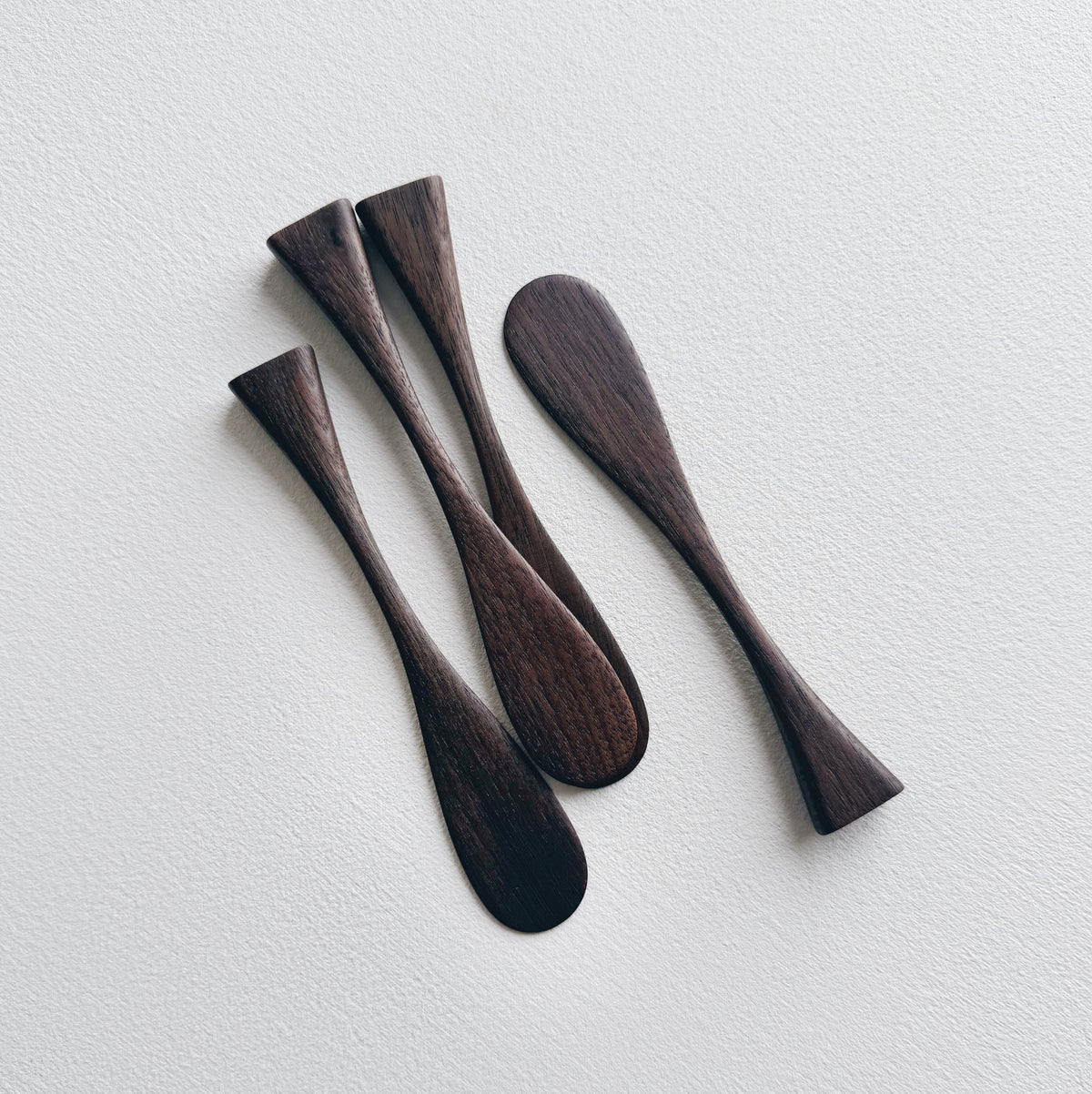 Spreading paddle squared handle