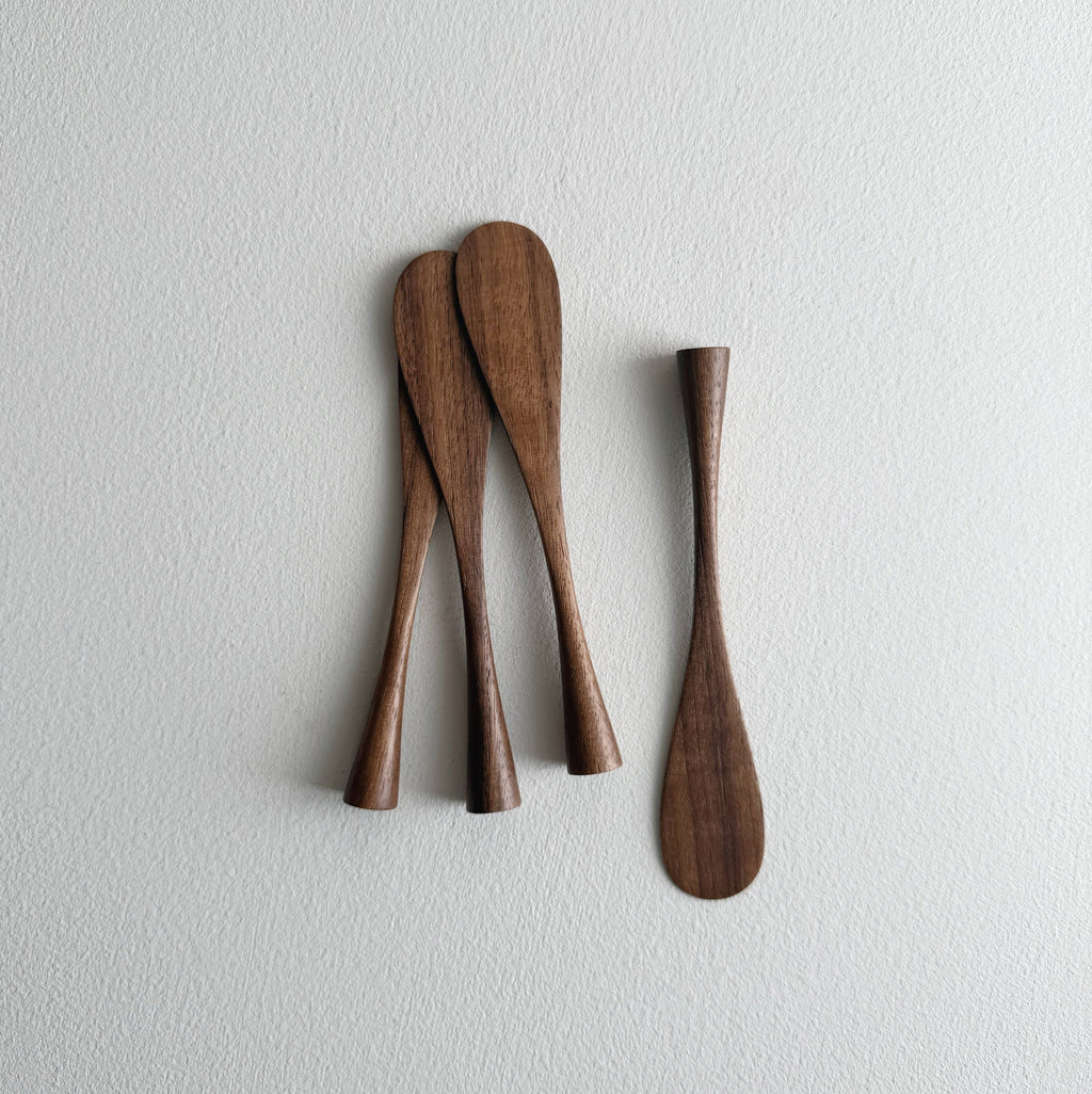 Spreading paddle rounded handle