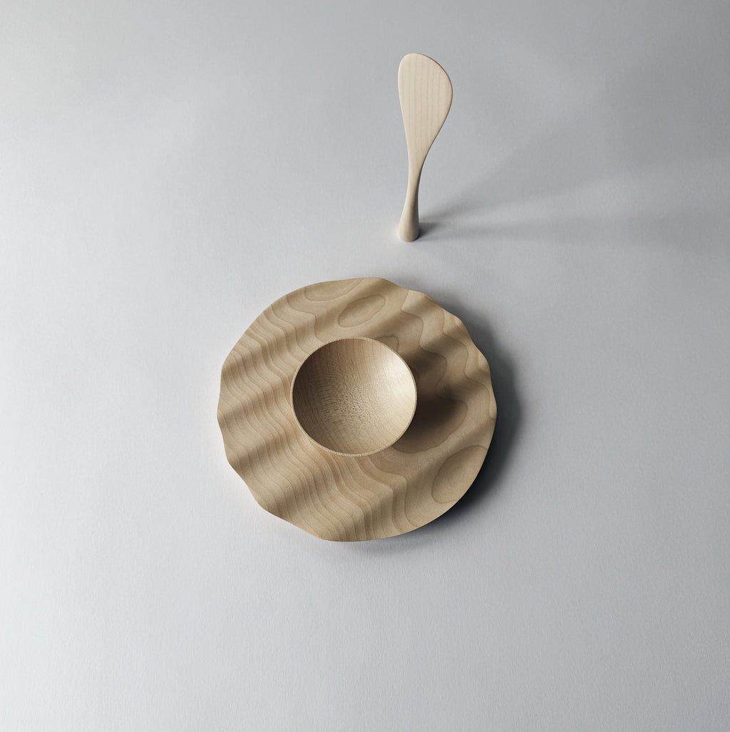 Wavy side set in sycamore