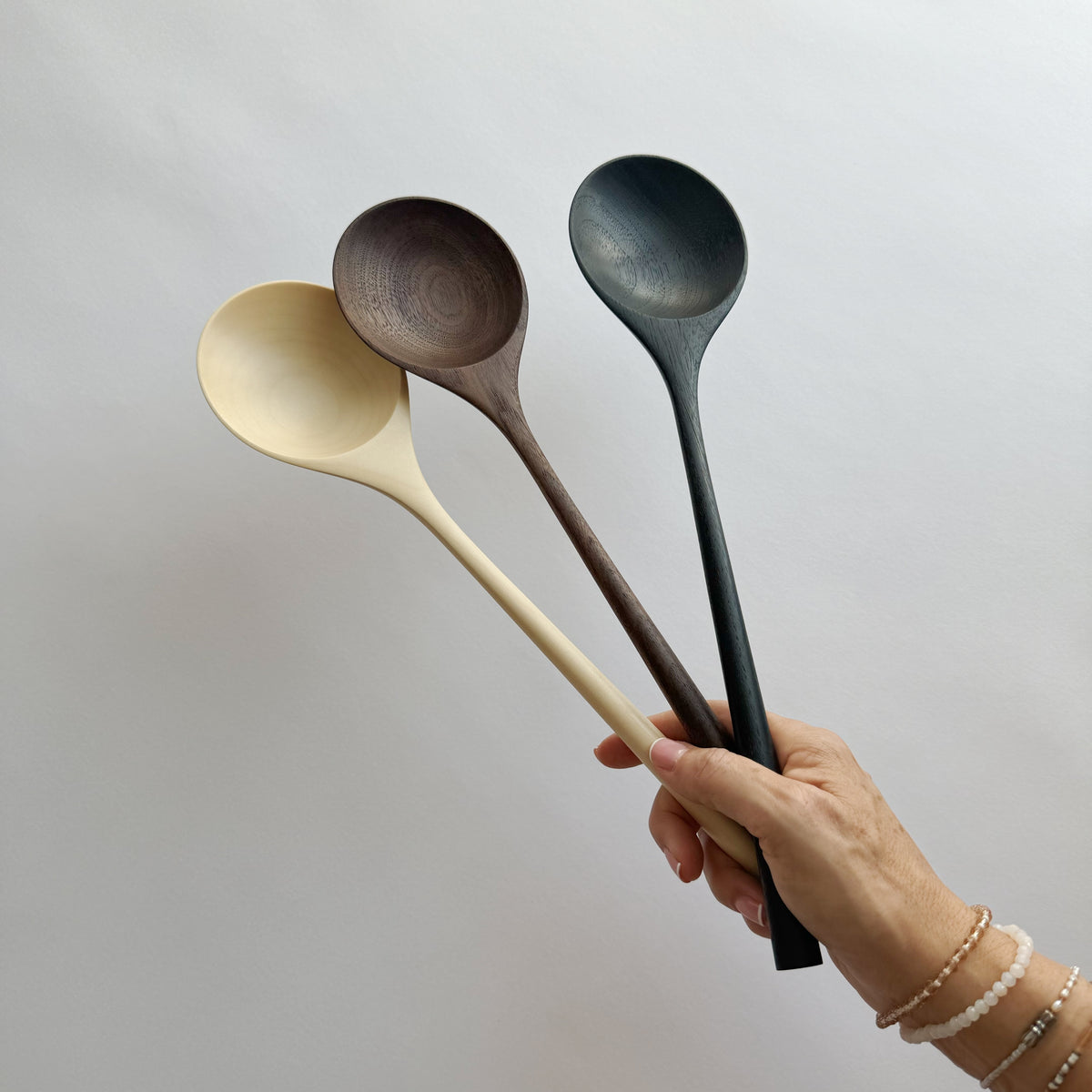 Serving spoon