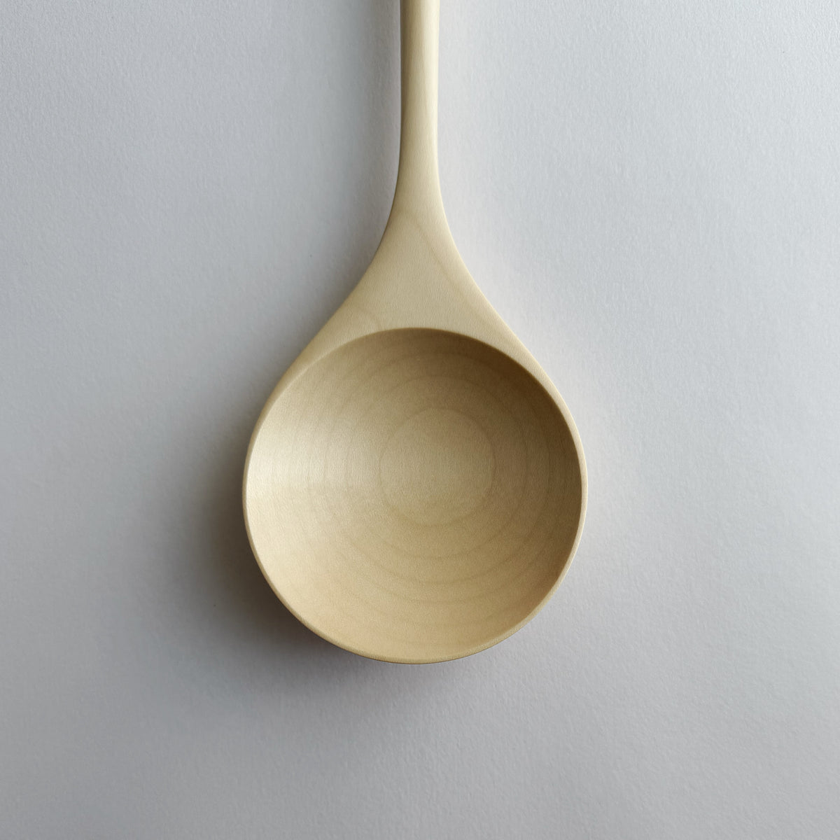 Serving spoon